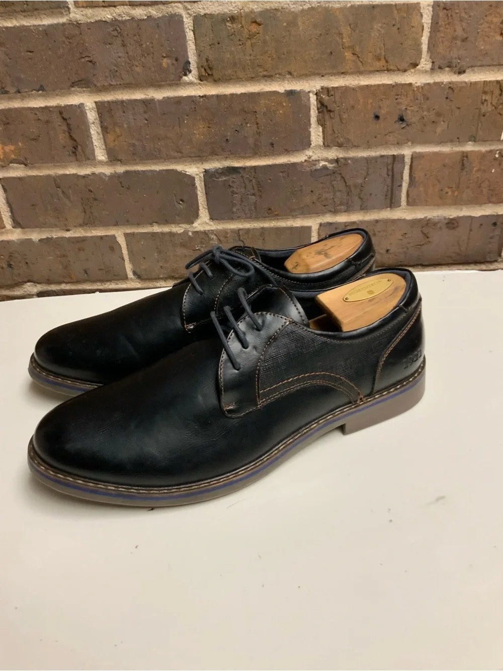 Men's Black Leather Derby Shoes - Polished Lace-Up Dress Oxfords